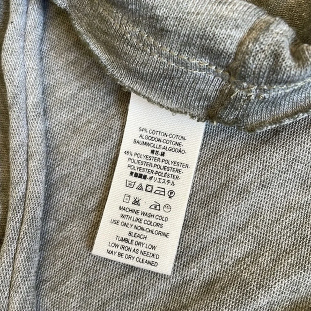 We the free medium sage green top - Picture 4 of 4